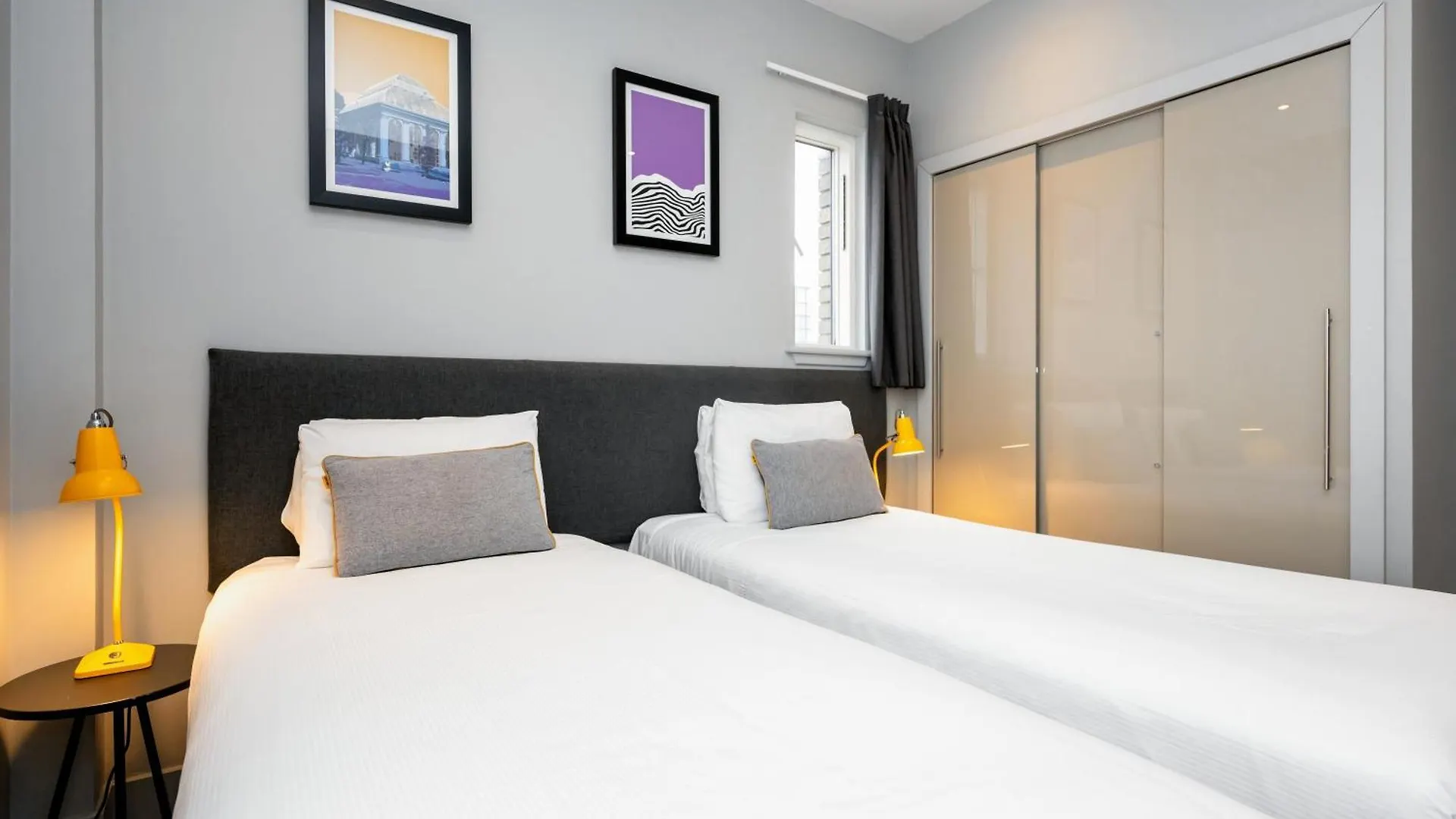 Staycity Aparthotels Edinburgh West End 4*,  Reino Unido